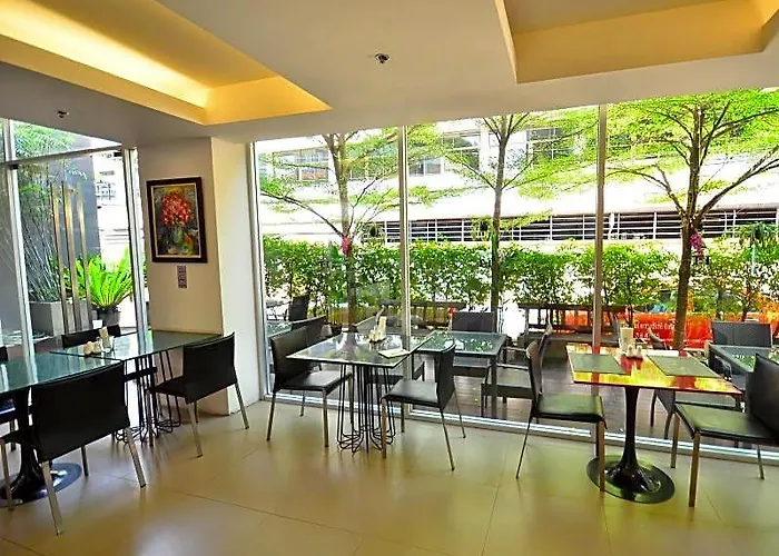Hotel H-residence 3*